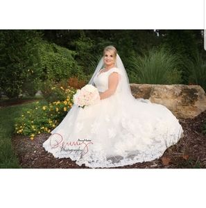 Meet your Posher, Dina